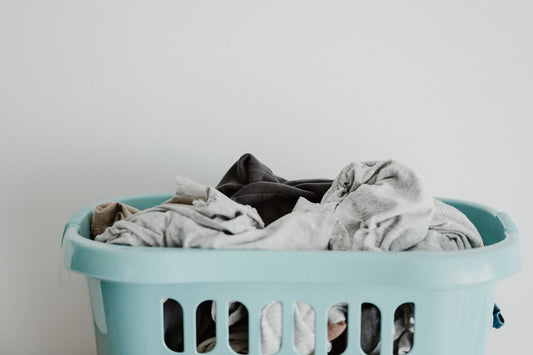 Removing lint from dark clothing — best lint remover methods UK
